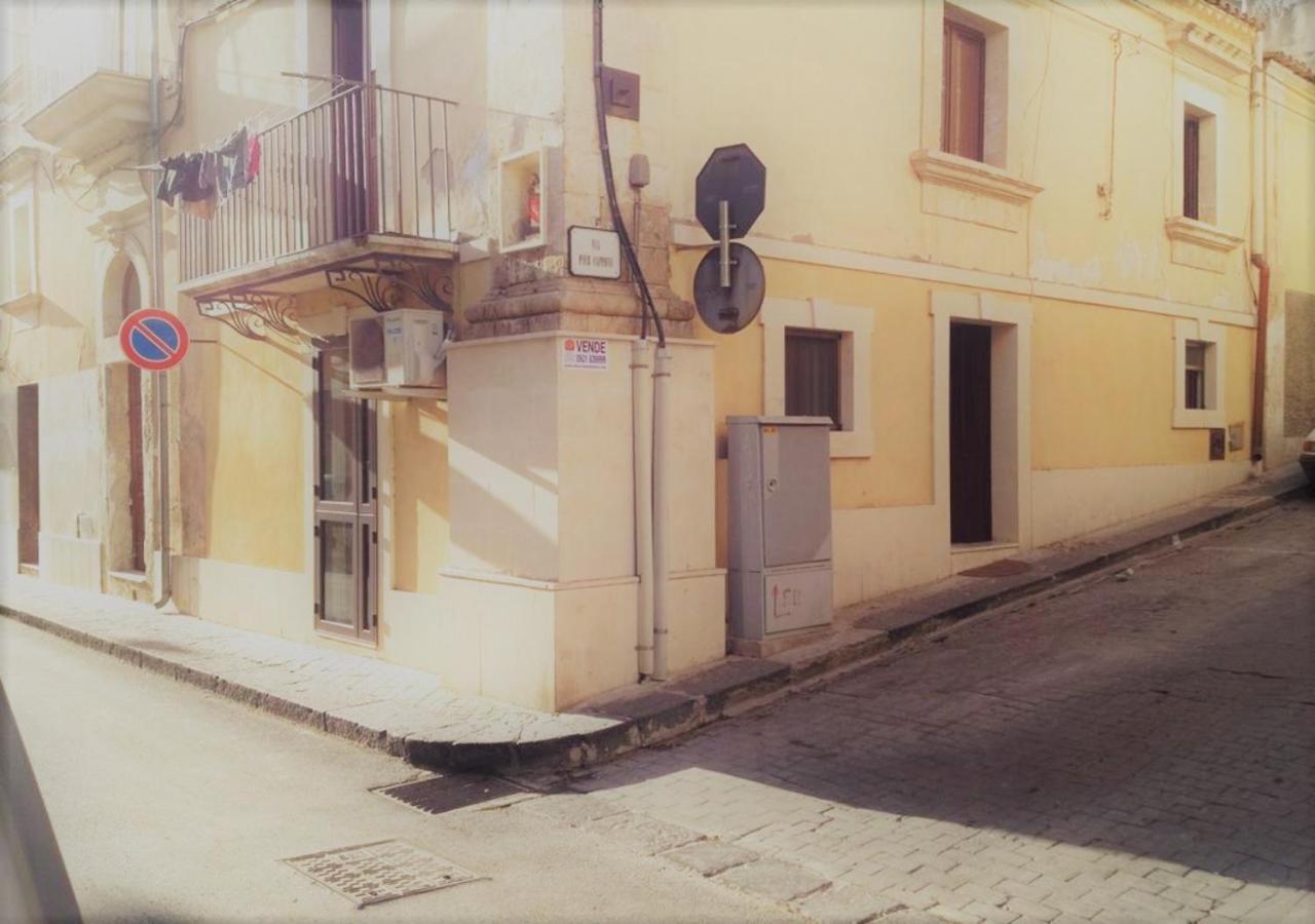 Casa Vacanza Zeus Noto Exterior foto